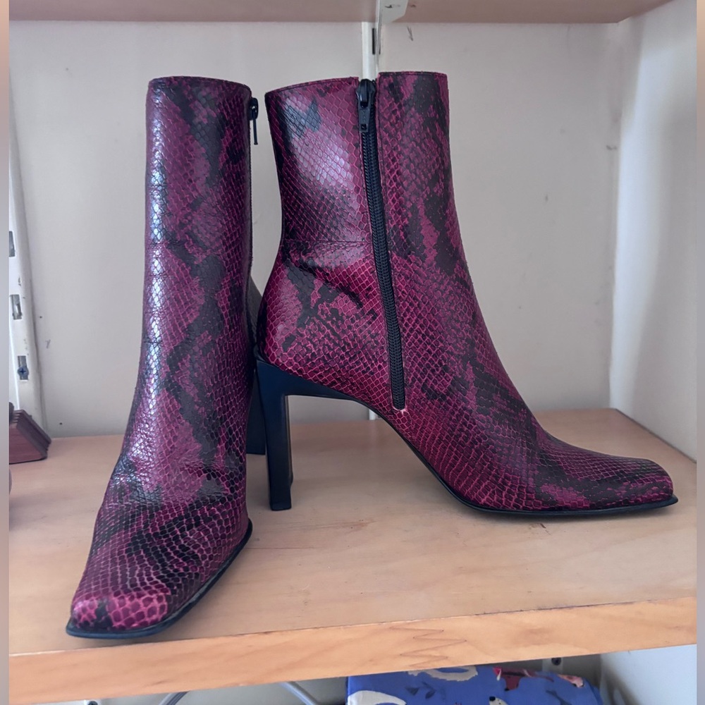 Women's Red Snake-Print Ankle Boots - Picture 2 of 6